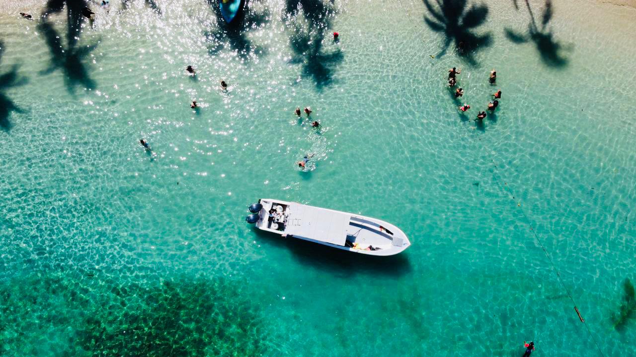 TORTUGA ISLAND TOUR